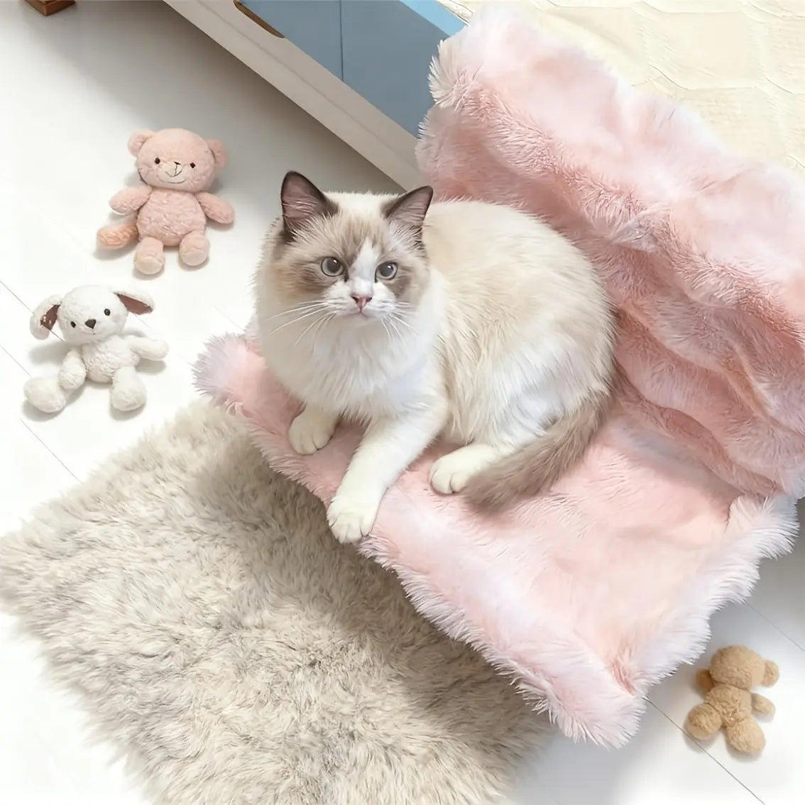 Premium Wall-Mounted Plush Pet Hammock - Washable All-Season Soft Bed for Small Cats and Dogs, Compatible with Sofa, Bed, and Window, Portable and Easy to Clean