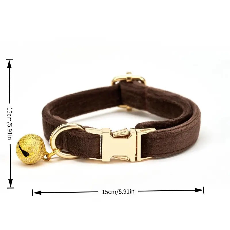 Premium Plush Cat Bell Collar - Comfortable and Stylish Neckband for Everyday Use and Playtime