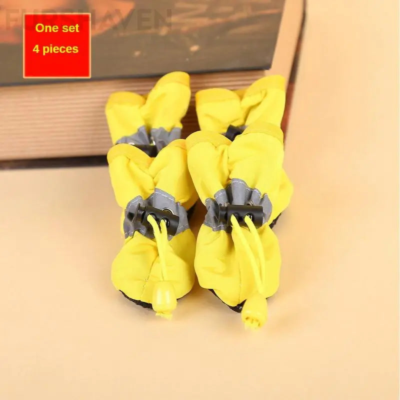 Pet Rain Boots - Waterproof, Non-Slip, Adjustable Footwear for Dogs and Cats, Perfect for Outdoor Use in Wet Conditions