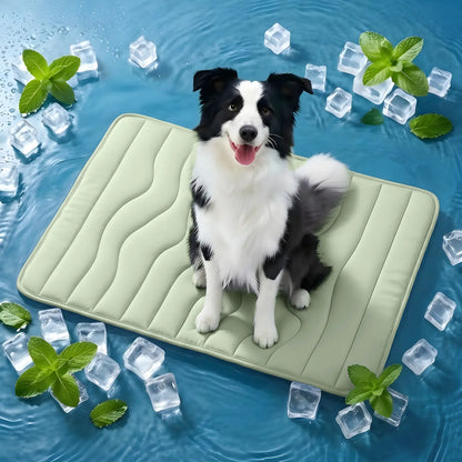 Vagascape Eco-Friendly Cooling Pet Mat for Large Dogs - Gel-Free, Portable, Machine Washable, Ideal for Outdoor Activities and Travel